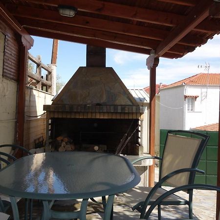 Beach Front House With View Marathos (Thessaly) Exterior foto