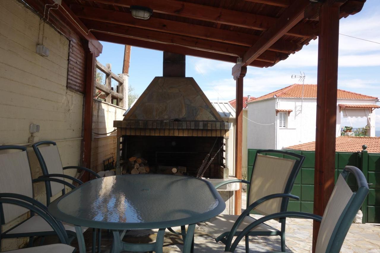 Beach Front House With View Marathos (Thessaly) Exterior foto