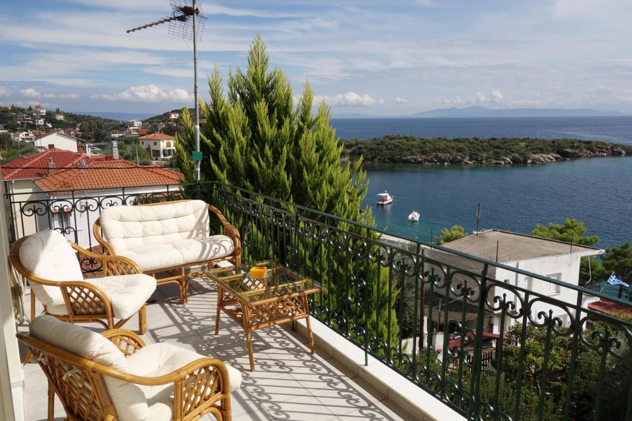 Beach Front House With View Marathos (Thessaly) Exterior foto
