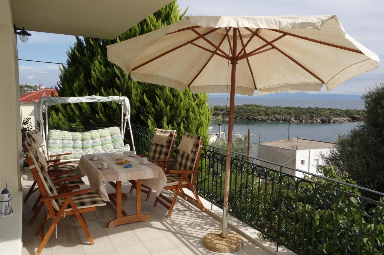 Beach Front House With View Marathos (Thessaly) Exterior foto