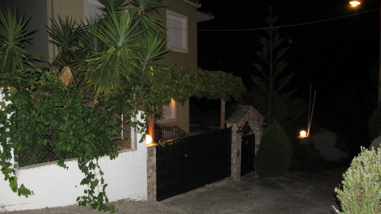 Beach Front House With View Marathos (Thessaly) Exterior foto