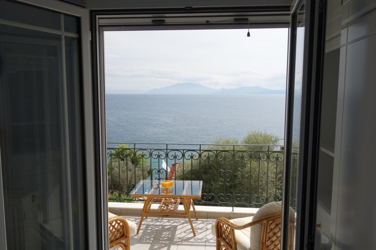 Beach Front House With View Marathos (Thessaly) Exterior foto